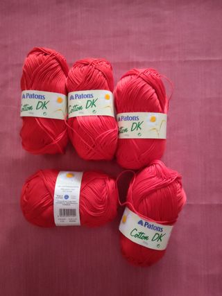 Madejas de lana de varios colores