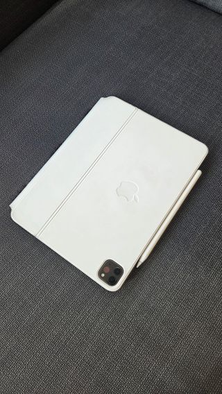 iPad Pro 11 2021 + tastiera magica + apple pencil