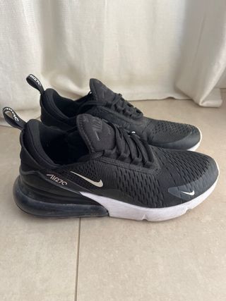 Nike Air Max 270 Talla 41 Negro