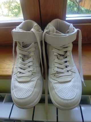 Zapatillas Beige   Deportivas