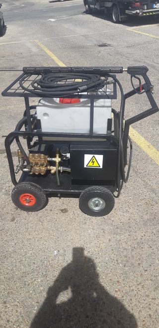 Hidrolimpiadora 200 BAR - 30 Litros