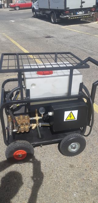 Hidrolimpiadora 200 BAR - 30 Litros