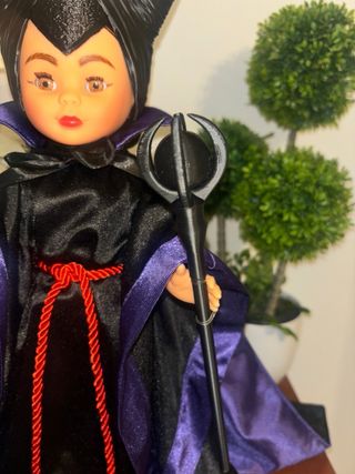 Muñeca Nancy reedición vestida Maléfica artesanal