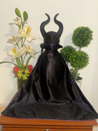 Muñeca Nancy reedición vestida Maléfica artesanal