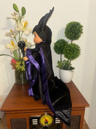 Muñeca Nancy reedición vestida Maléfica artesanal