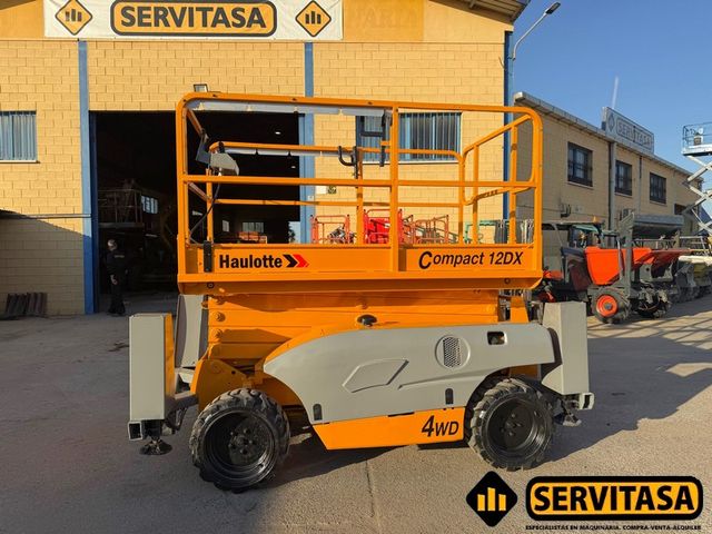 PLATAFORMA ELEVADORA HAULOTTE COMPACT 12 DX