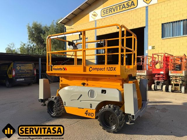 PLATAFORMA ELEVADORA HAULOTTE COMPACT 12 DX