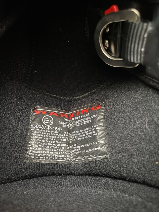 Casco de moto E13 PC Alloy Polystyrene