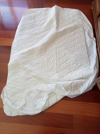 Funda de colchón acolchada para camas de 1,20


