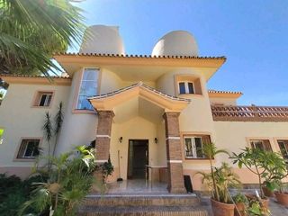 Chalet en alquiler en Elviria en Marbella