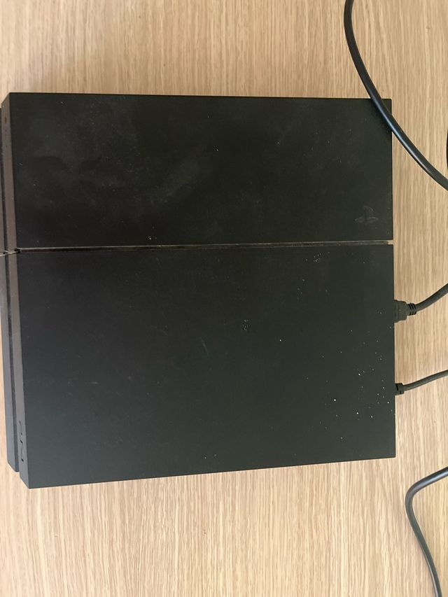 PlayStation 4 PS4 Sony Nera completa di accessori