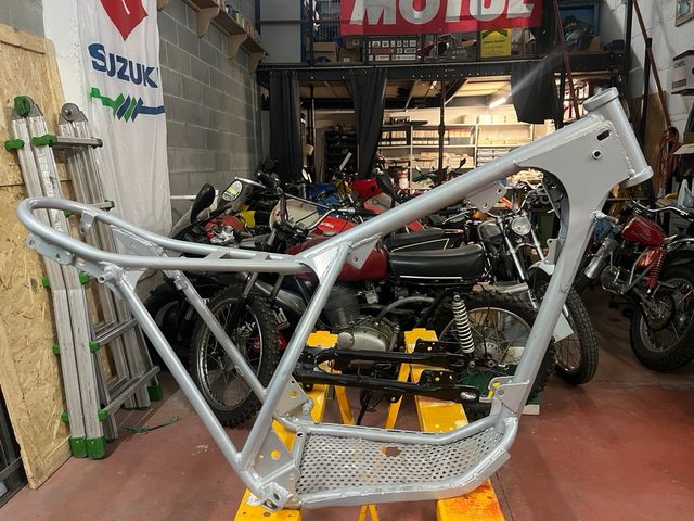 Telaio Bultaco mod. 159 sabbiato e verniciato