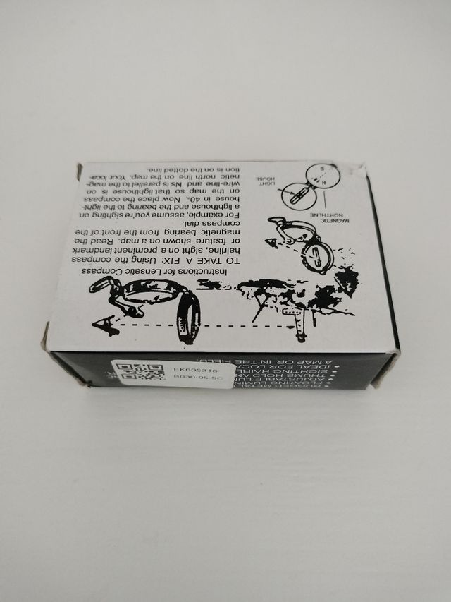 Brújula militar verde