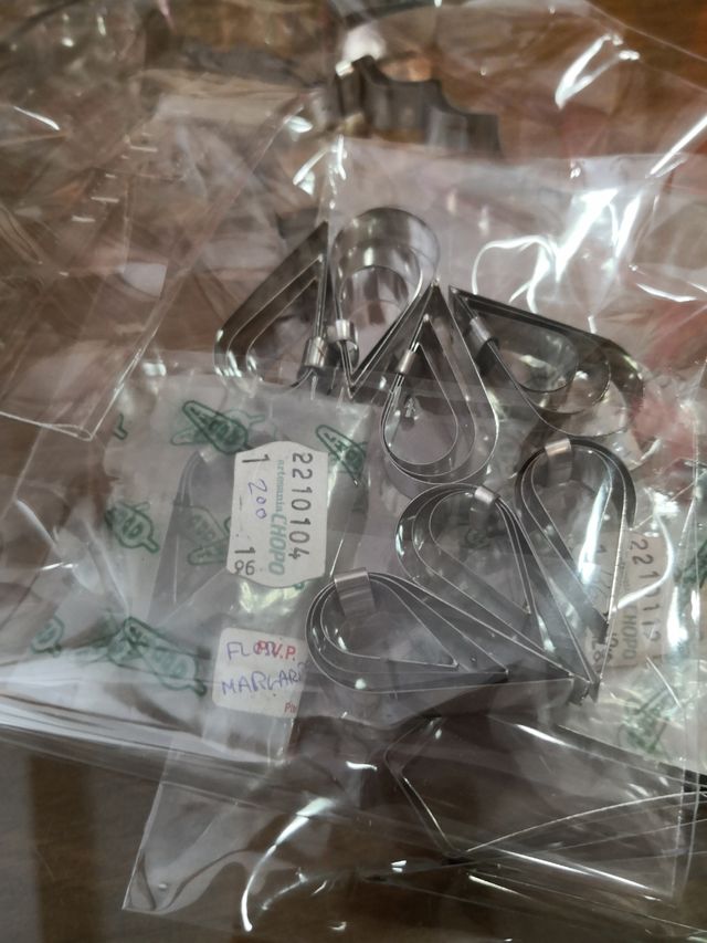 Lote cortadores y accesorios porcelana rusa etc