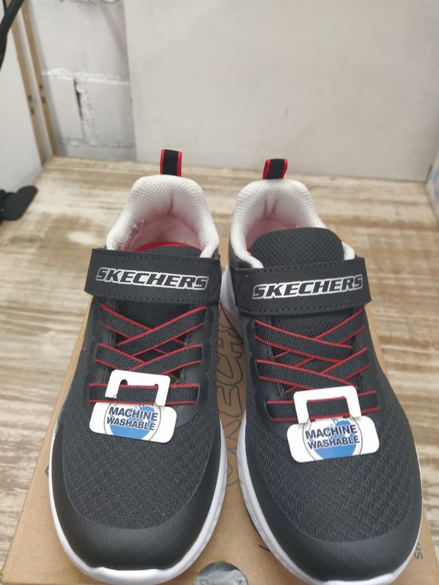 Zapatillas Skechers niño negras 30