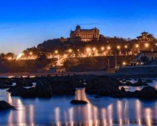 Local comercial en venta en Cuatro Caminos en Santander