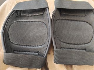 Casco y protecciones para patinar