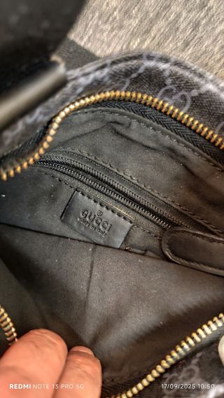 Bandolera Gucci Negra GG Supreme