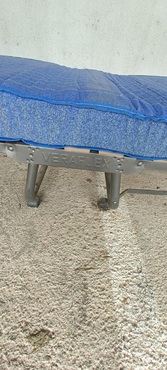 Cama Plegable con Funda