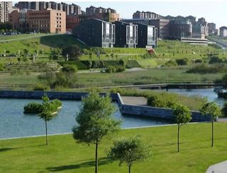 Local comercial en venta en Cuatro Caminos en Santander