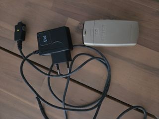 Teléfono Móvil Samsung Vintage Negro