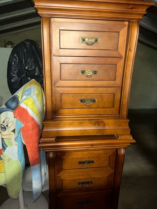 conjunto de habitacion de madera estilo clásico