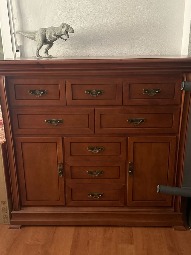 conjunto de habitacion de madera estilo clásico