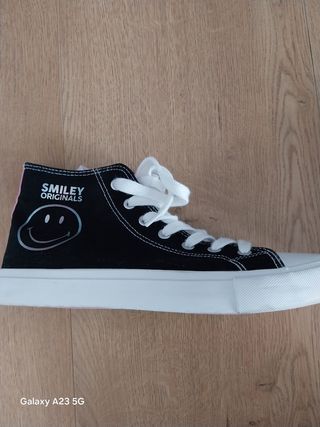 Zapatillas altas niña negras y rosas