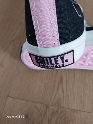 Zapatillas altas niña negras y rosas