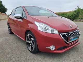Peugeot 208 GTi 2015