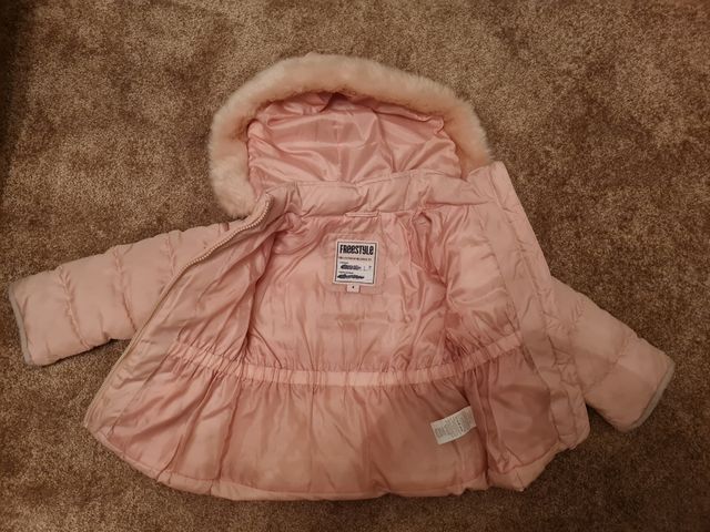 Plumifero niña rosa con capucha T 4 años