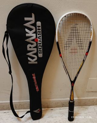 Raqueta de Squash Karakal con funda