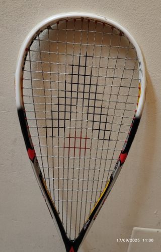 Raqueta de Squash Karakal con funda