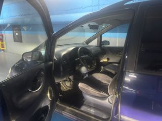 SEAT Alhambra 2000