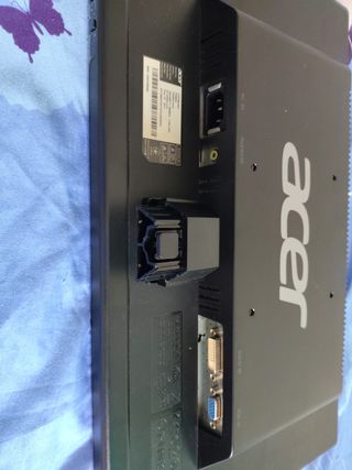 Monitor Acer Negro.