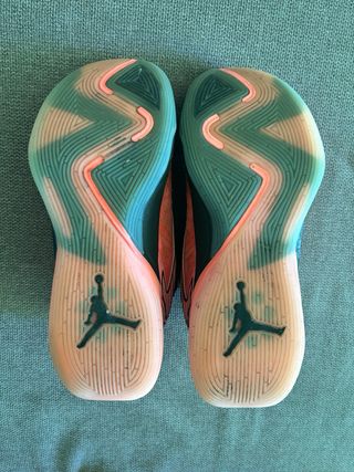 Zapatillas Baloncesto Jordan Luka 2 Negro Naranja.