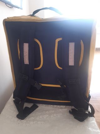 Mochila Glovo Amarilla