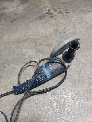 Radial Bosch GWS 22-230 JH