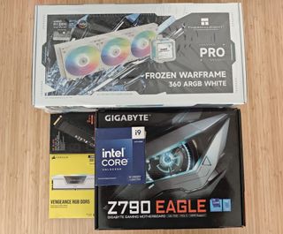 Combo gamer 14900KF/Z790/32gb/2tbM2/360mm