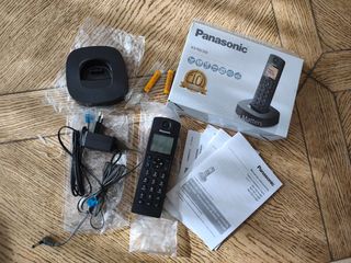 Teléfono Inalámbrico Panasonic KX-TGC310 Negro