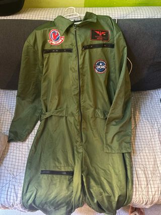 Disfraz Top Gun Maverick
talla XL pasa como una L