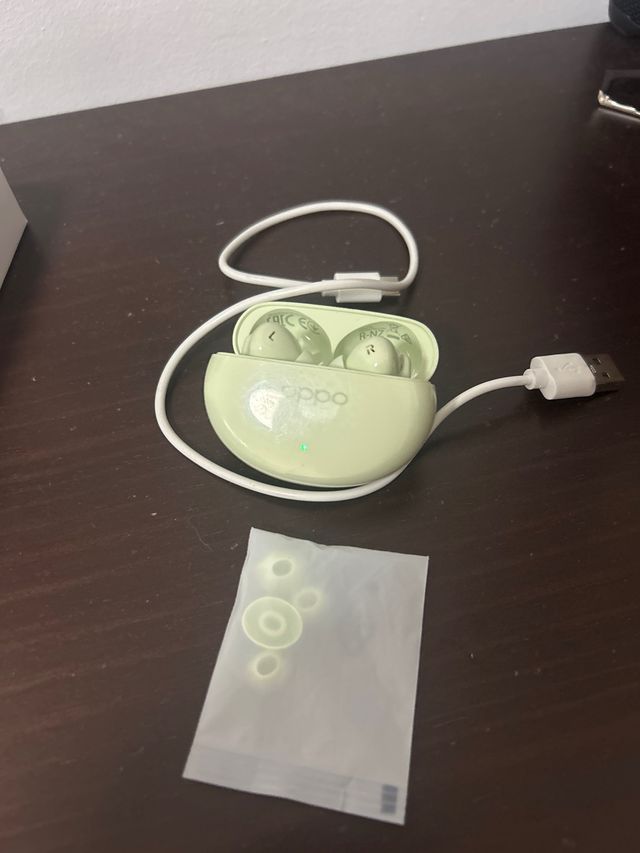 Auriculares Inalámbricos Oppo verde aloe vera