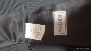 Traje gris hombre