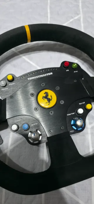 Thrustmaster Ferrari 488 Challenge Volante