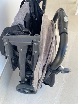 Carro de viaje Safety 1st- Plegable  De Amazon