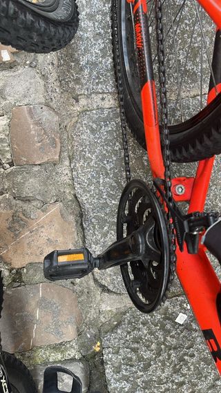 Bicicleta MTB Btwin 24 Naranja.