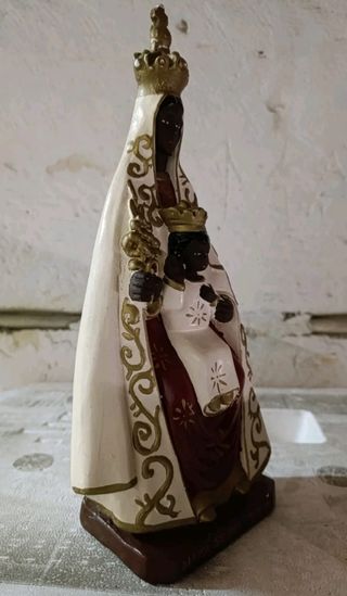 Statua Maria SS.  Del Tindari Nera con Bambino