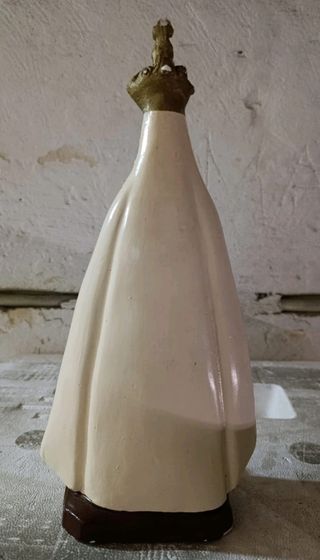 Statua Maria SS.  Del Tindari Nera con Bambino