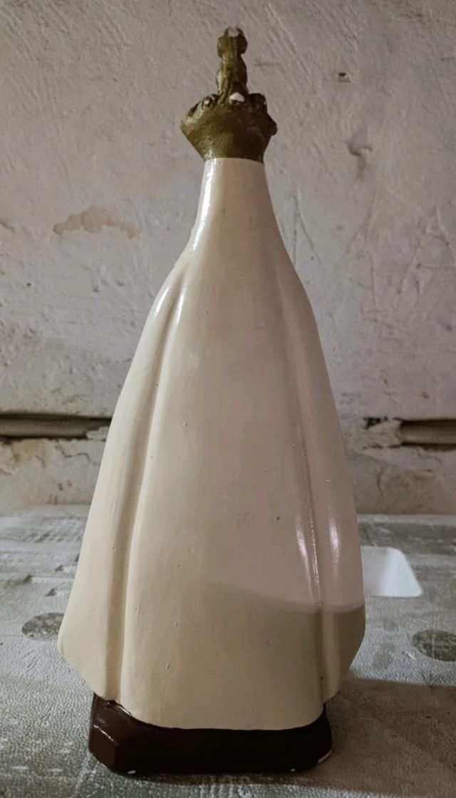 Statua Maria SS.  Del Tindari Nera con Bambino