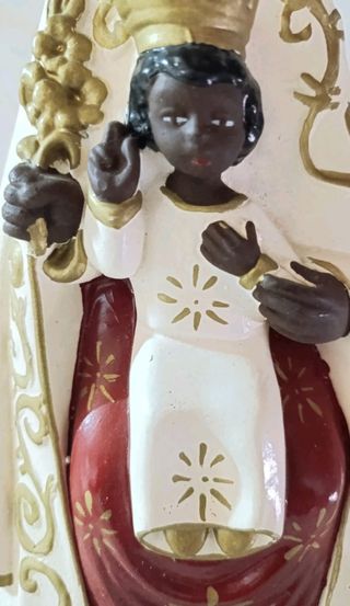 Statua Maria SS.  Del Tindari Nera con Bambino